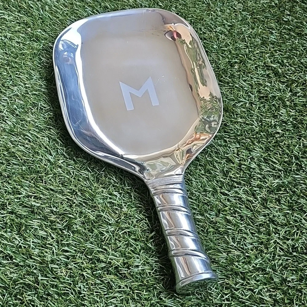 Mariposa Pickleball Paddle Engravable Server – “M” Monogram